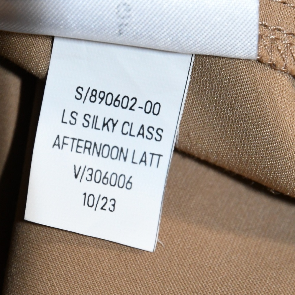 Silk Long Sleeve Button-down Blouse - Picture 4 of 5